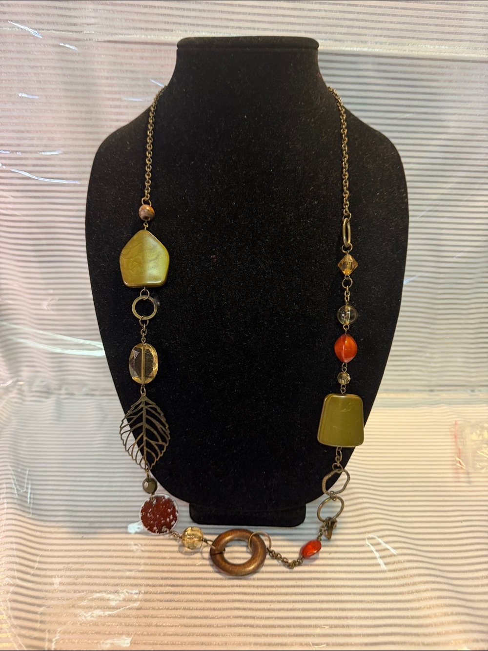 Source Unknown Olive Green and Amber Mixed Bead Leaf Pendant Necklace